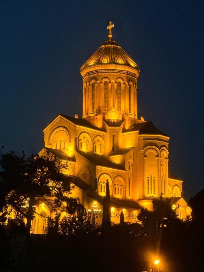 Апартаменти Annamari Тбілісі Екстер'єр фото