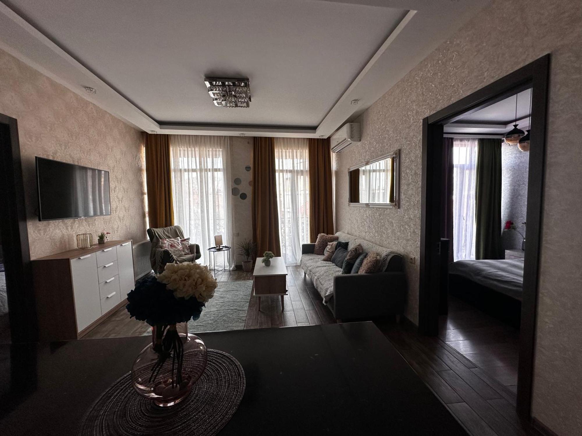 Апартаменти Annamari Тбілісі Екстер'єр фото